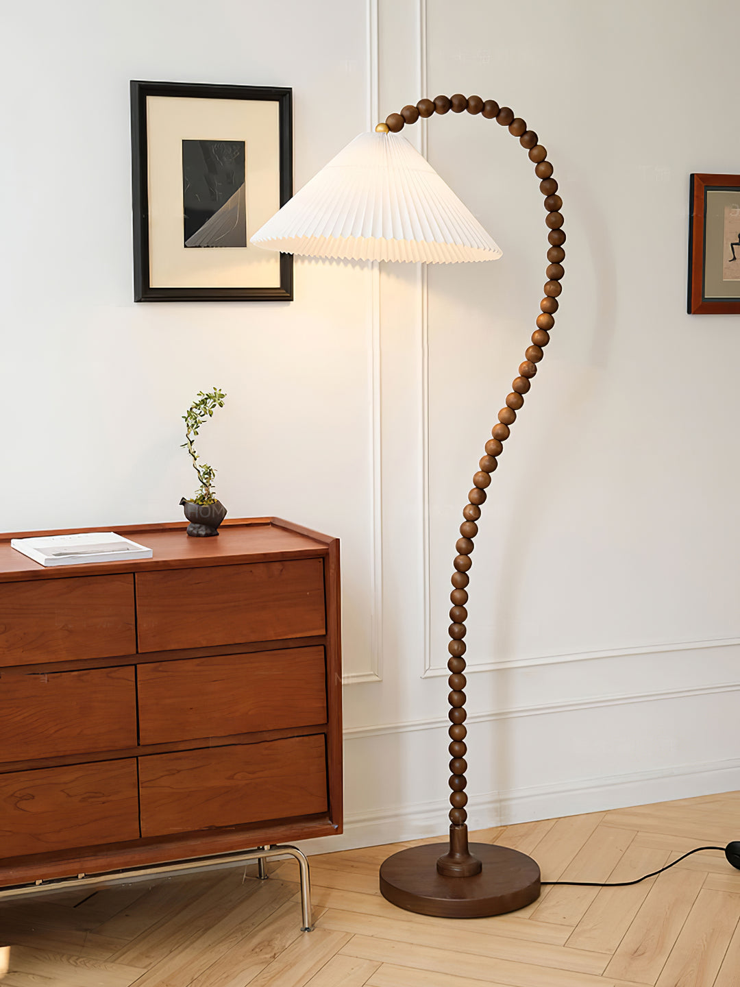 Wooden Bead Floor Lamp - Vakkerlight