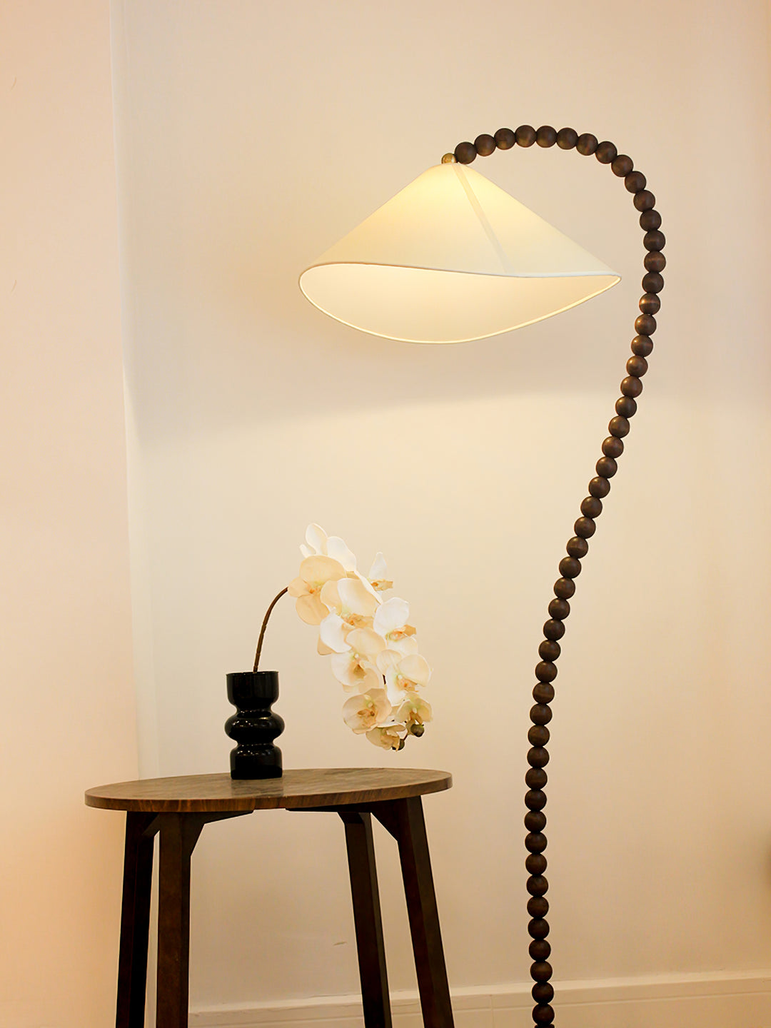 Wooden Bead Floor Lamp - Vakkerlight