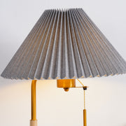 Lámpara de mesa retro de madera