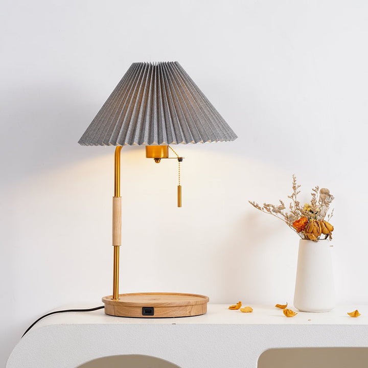 Wooden Retro Table Lamp - Vakkerlight