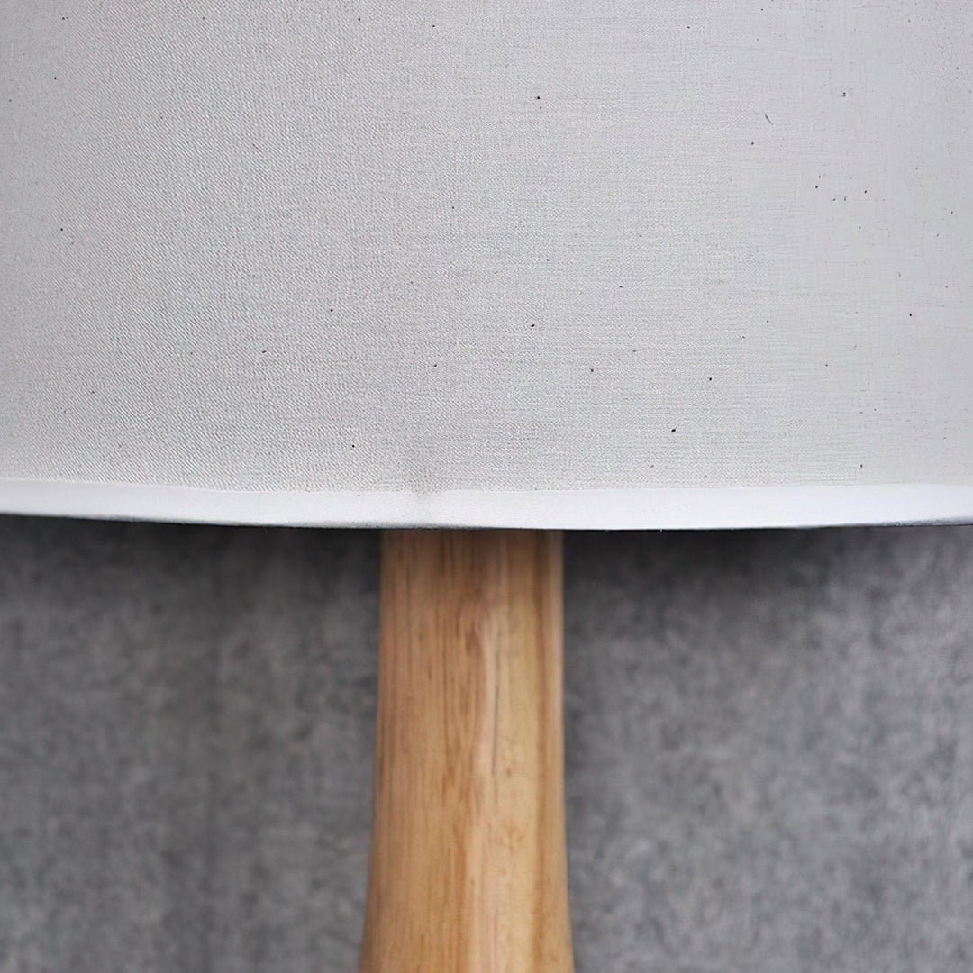 Wooden Vase Table Lamp - Vakkerlight