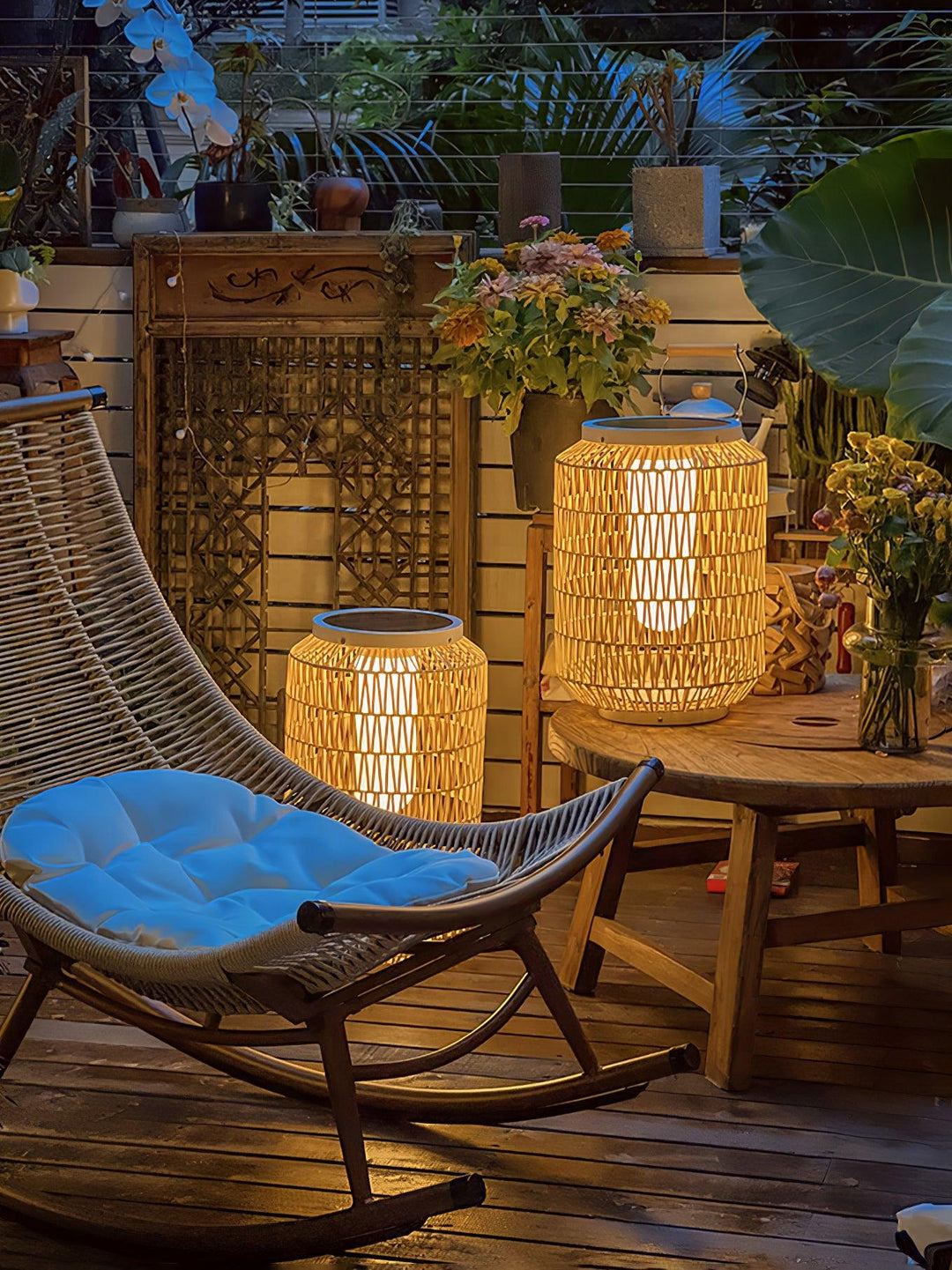 Woven Rattan Outdoor Lamp - Vakkerlight