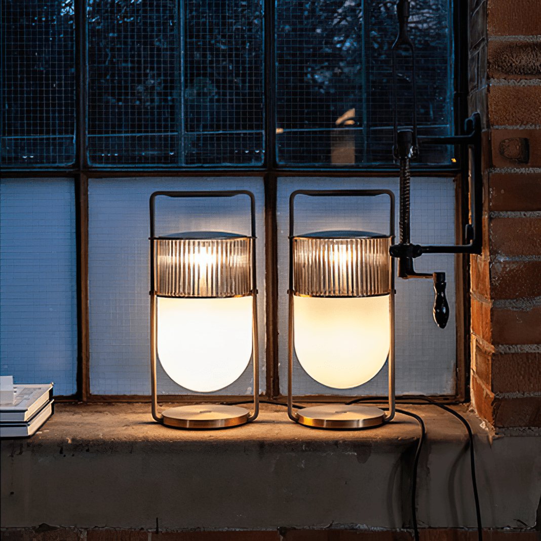 Xi Table Lamp - Vakkerlight