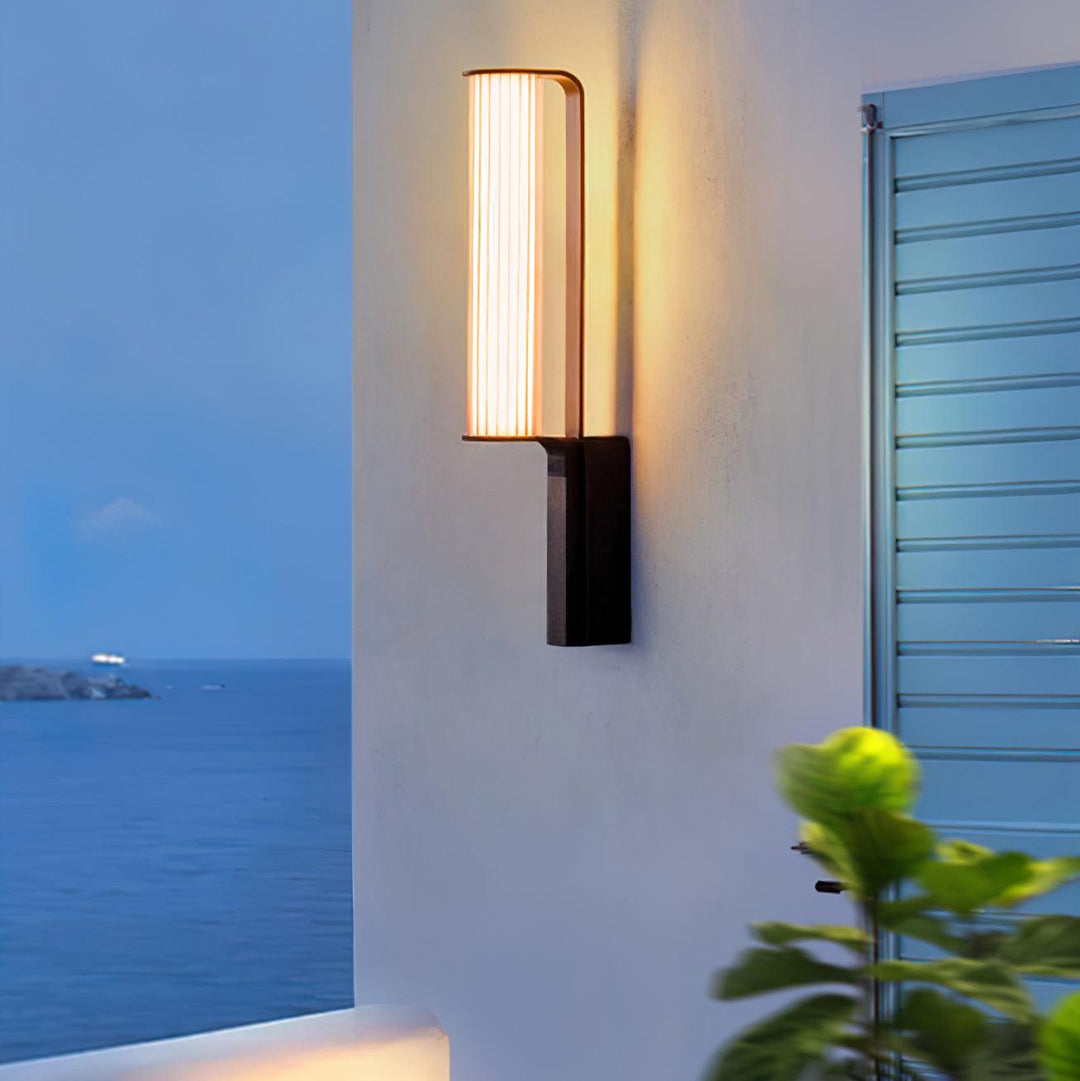 Zenith Arc Outdoor LED Sconce - Vakkerlight