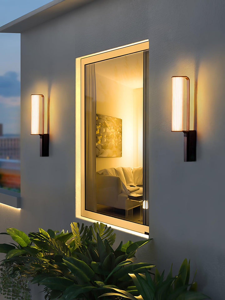 Zenith Arc Outdoor LED Sconce - Vakkerlight