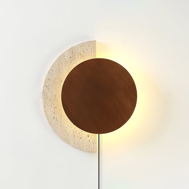 Crescent Halo Plug - in Wall Sconce - Vakkerlight