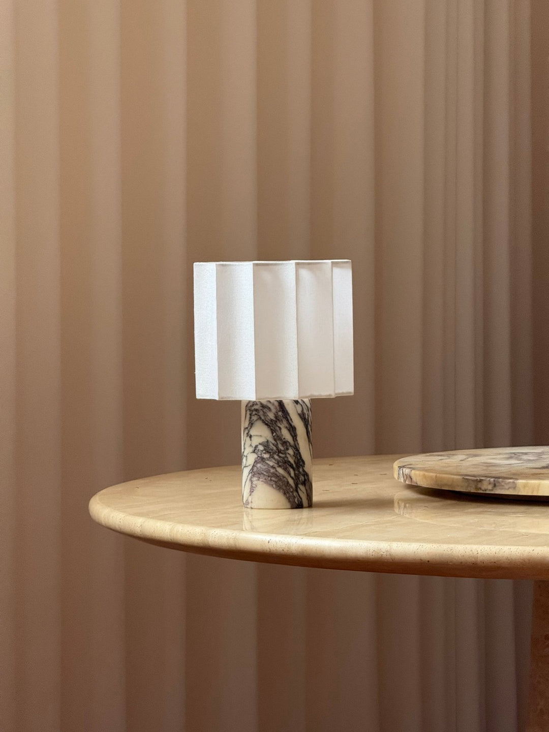 Orbis Veil Table Lamp - Vakkerlight