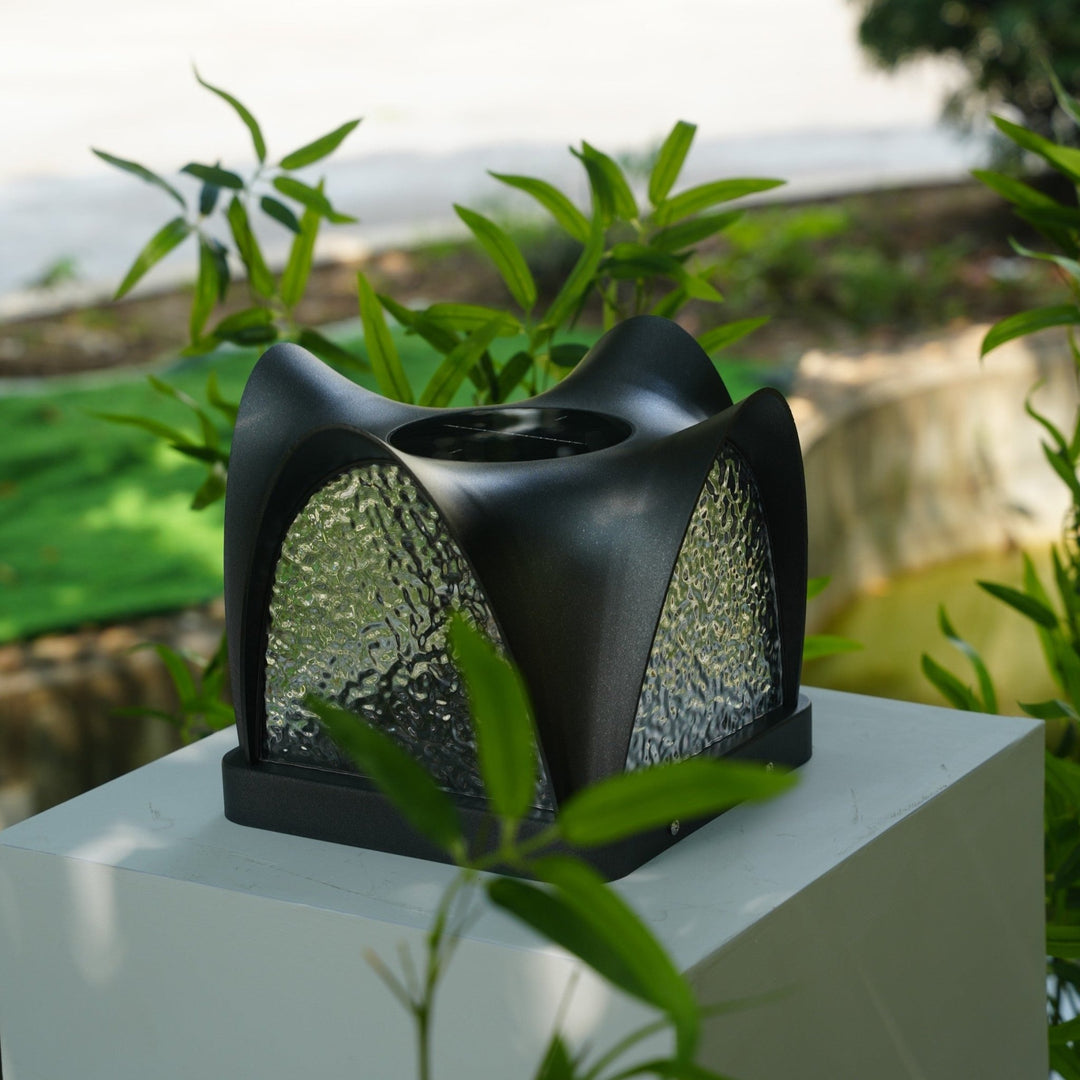Sculptform Solar Outdoor Light - Vakkerlight