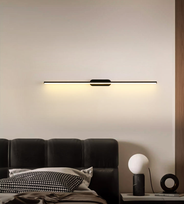 Lineora Wall Lamp