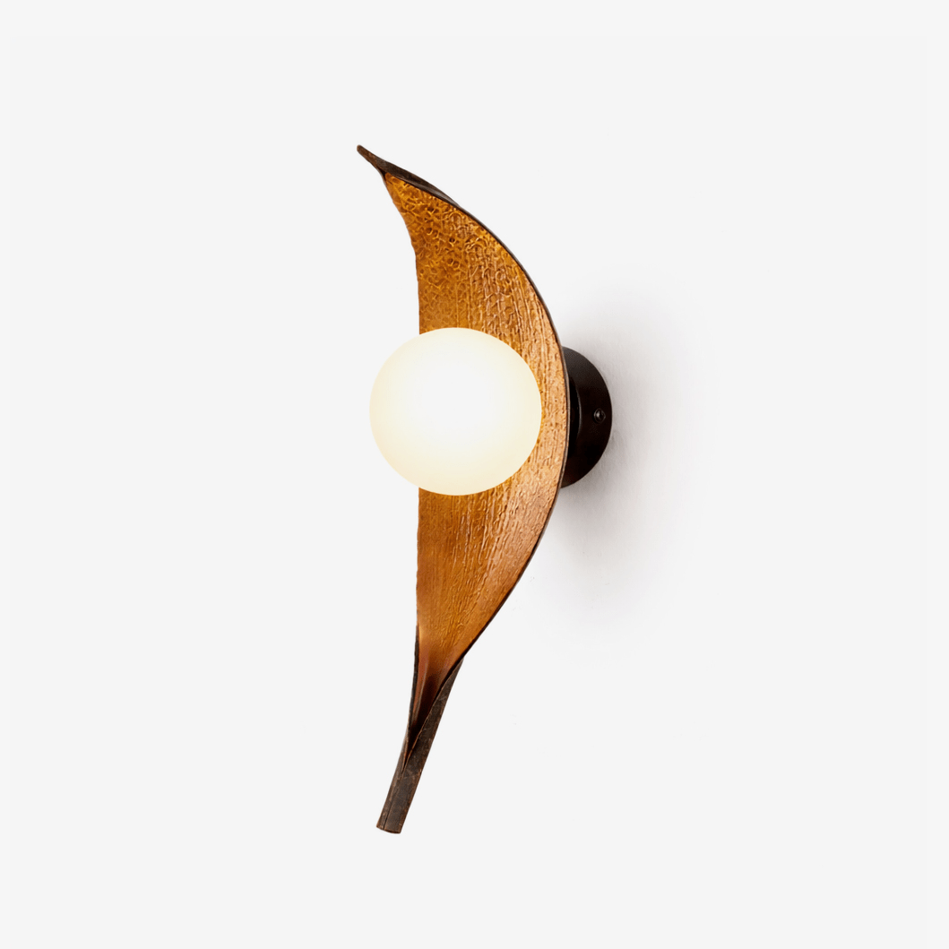 Aureo Leaf Glass Wall Lamp - Vakkerlight