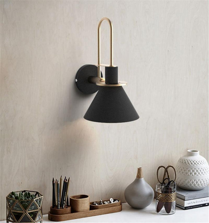 Nordic Metal Wall Sconce - Vakkerlight