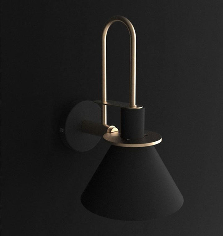 Nordic Metal Wall Sconce - Vakkerlight