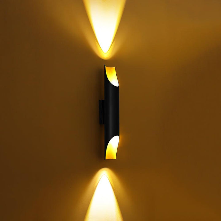 Abigali Straight Wall Lamp - Vakkerlight