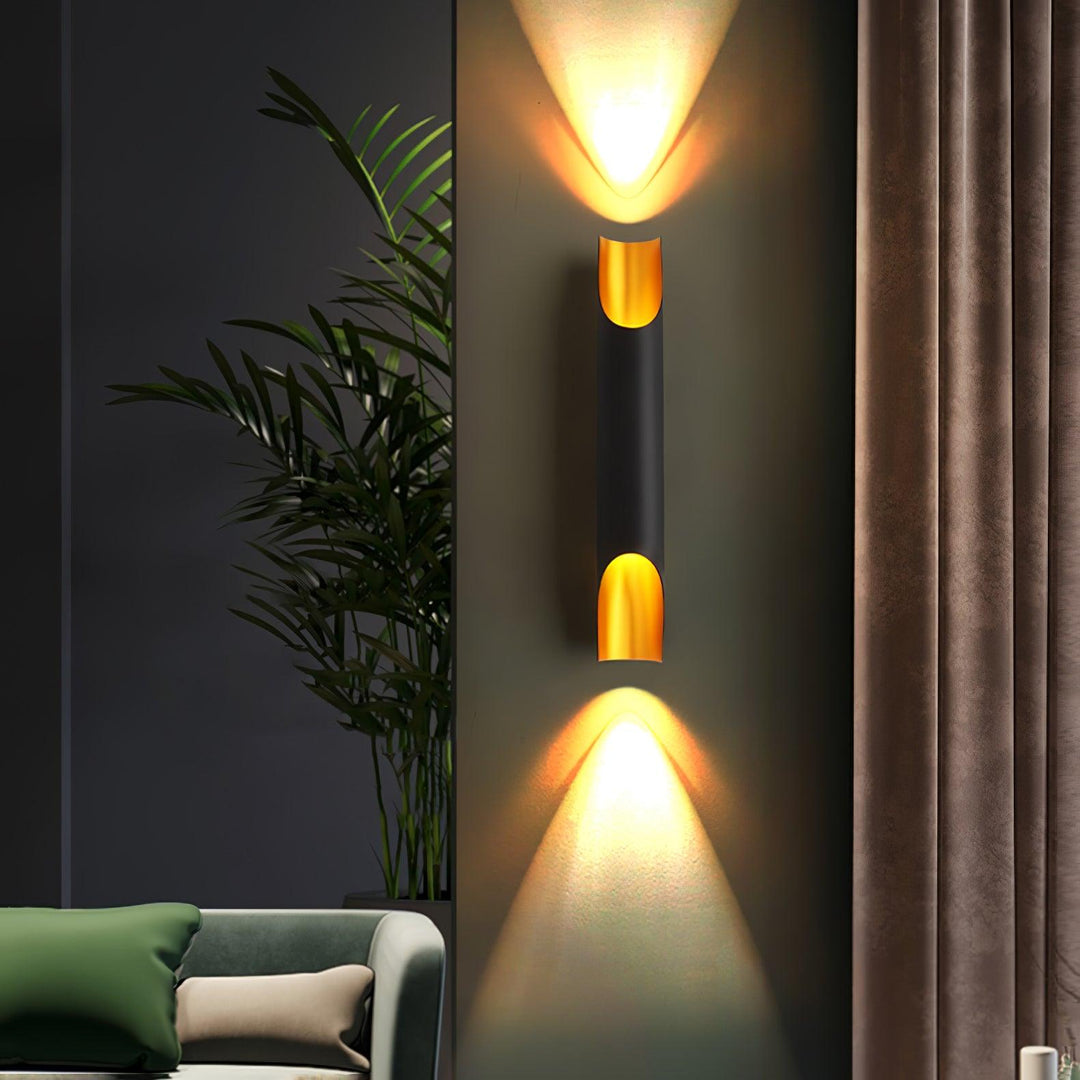 Abigali Straight Wall Lamp - Vakkerlight