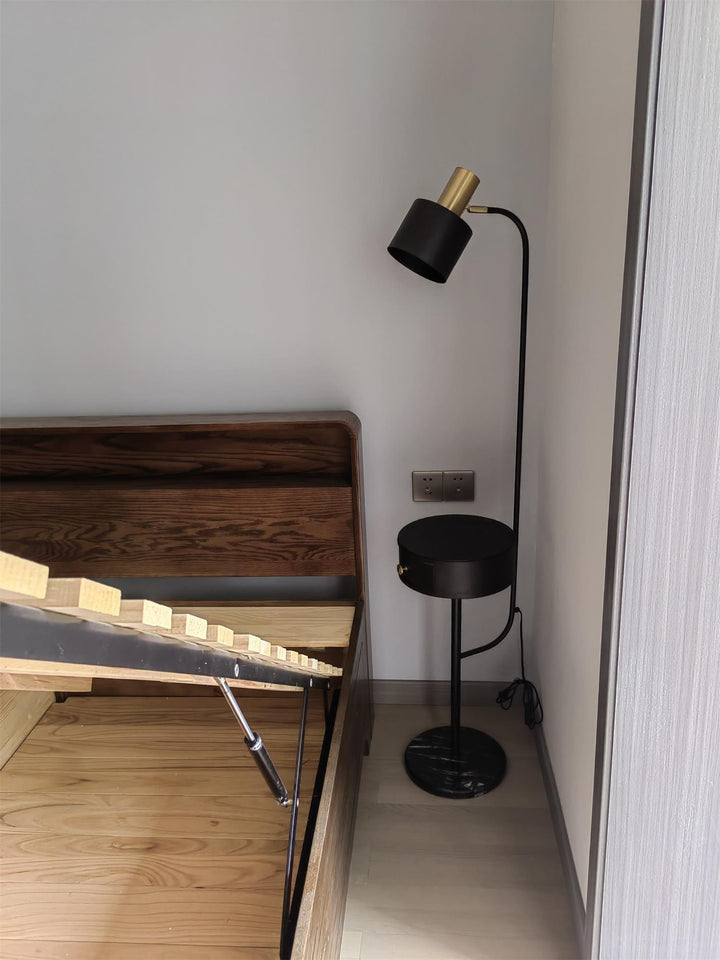 Agueda Floor Lamp - Vakkerlight