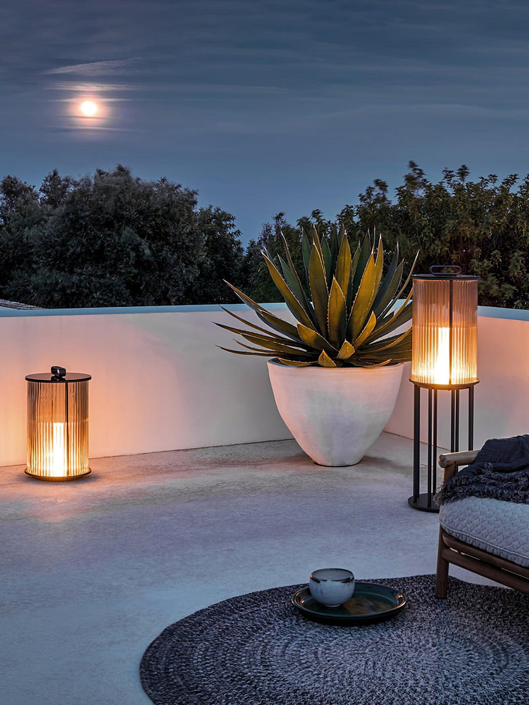 Lantern Garden Solar Outdoor Light - Vakkerlight