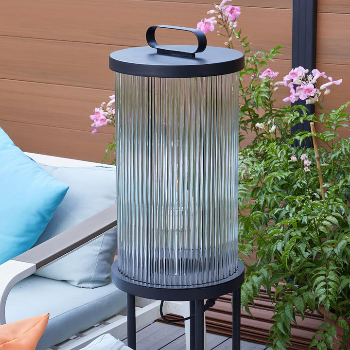 Lantern Garden Solar Outdoor Light - Vakkerlight