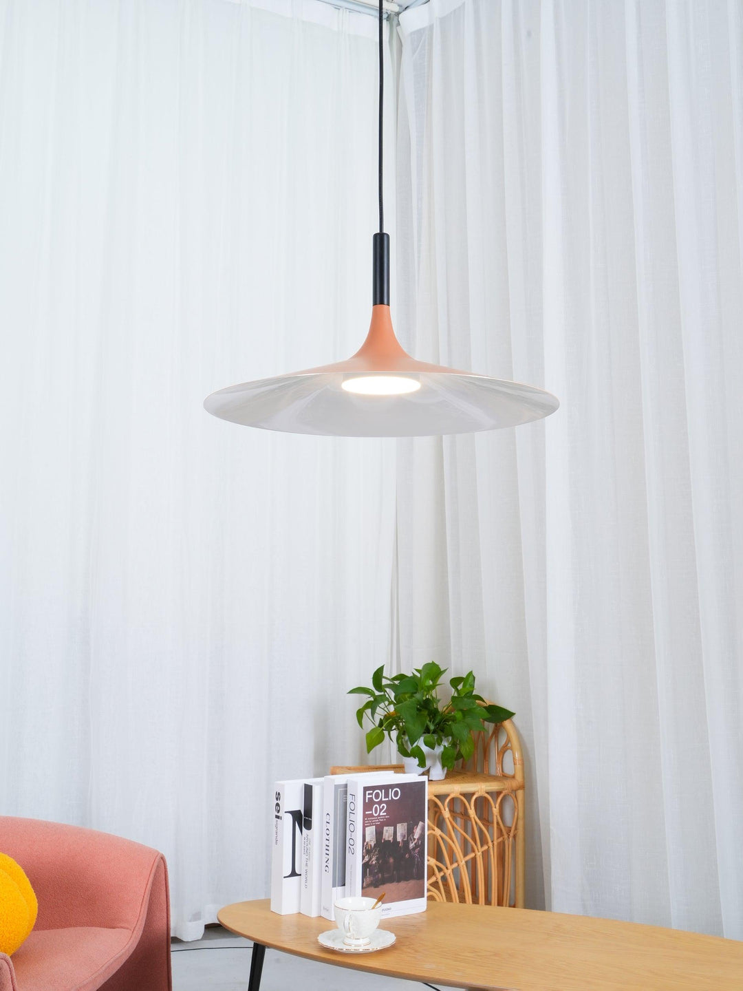 Aplomb Metal Pendant Lamp - Vakkerlight