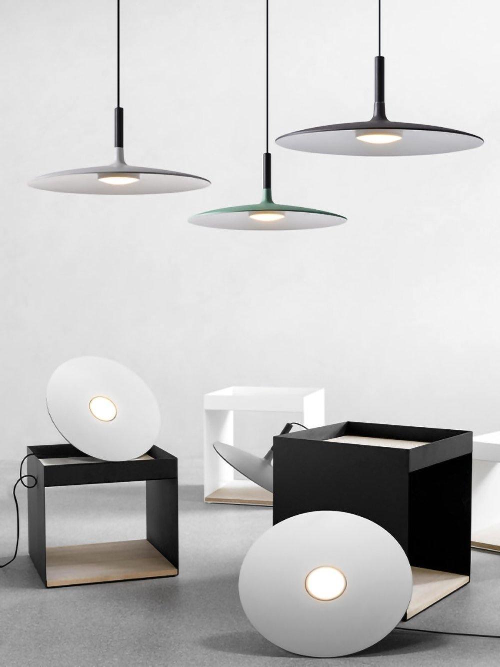 Aplomb Metal Pendant Lamp - Vakkerlight