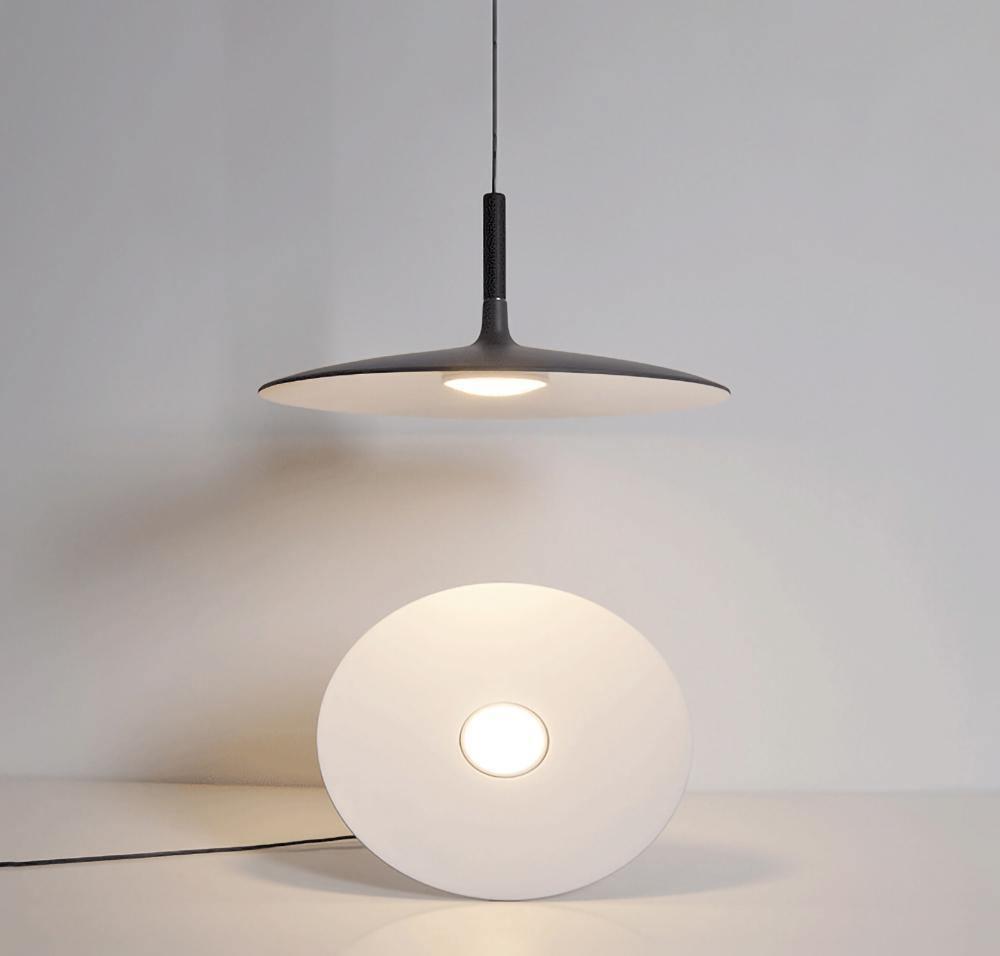 Aplomb Metal Pendant Lamp - Vakkerlight