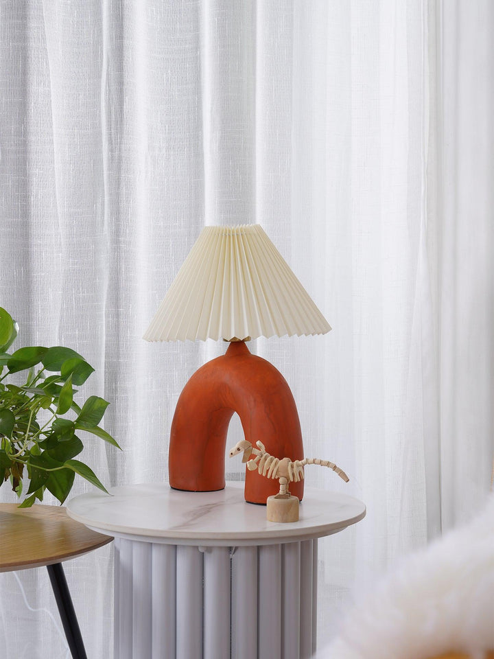 Arched Pleated Table Lamp - Vakkerlight