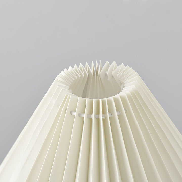 Arched Pleated Table Lamp - Vakkerlight