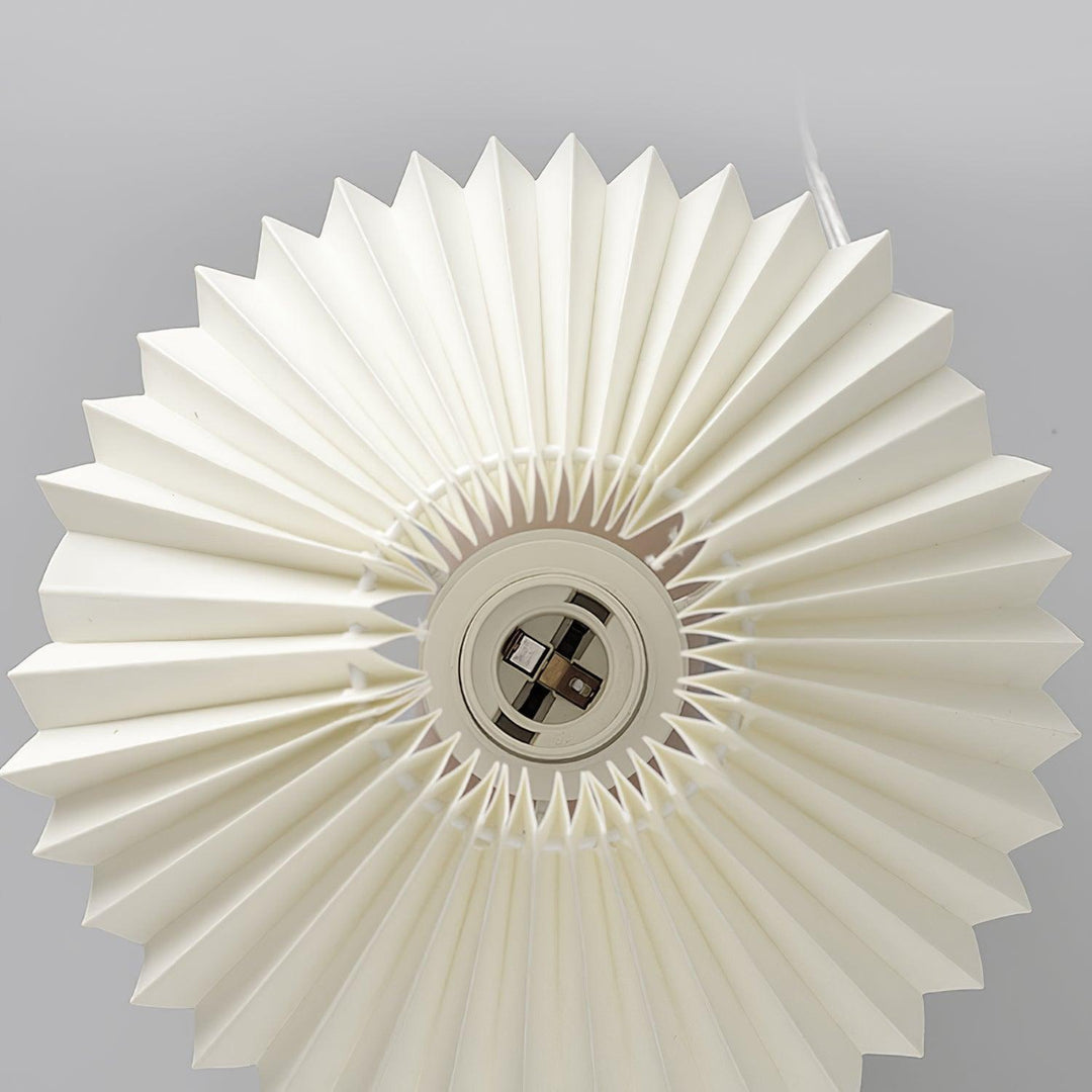 Arched Pleated Table Lamp - Vakkerlight