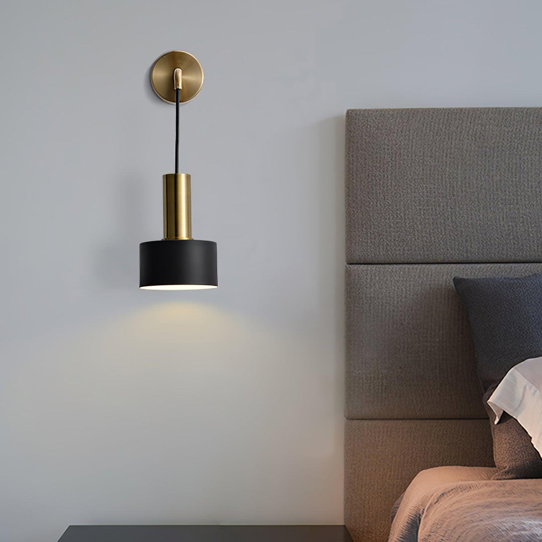 Arne Wall Light - Vakkerlight