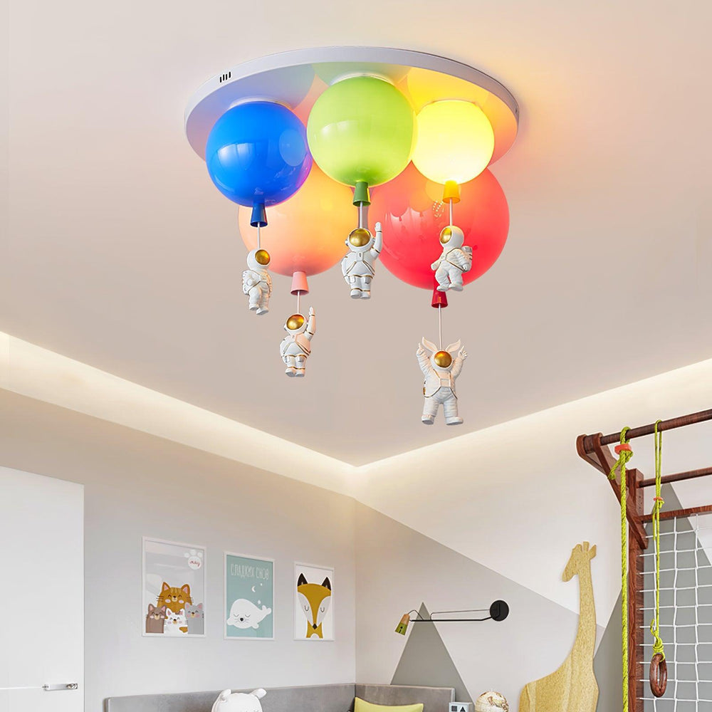 Astronaut Glossy Balloon Ceiling Lamp - Vakkerlight