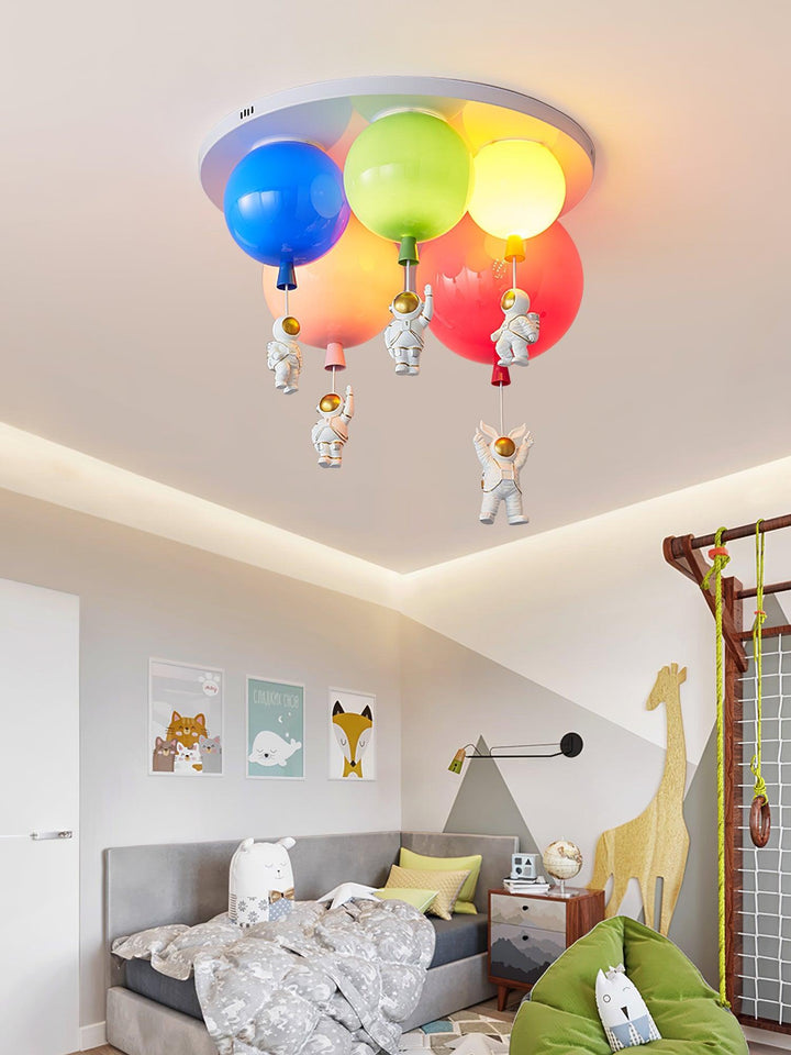 Astronaut Glossy Balloon Ceiling Lamp - Vakkerlight