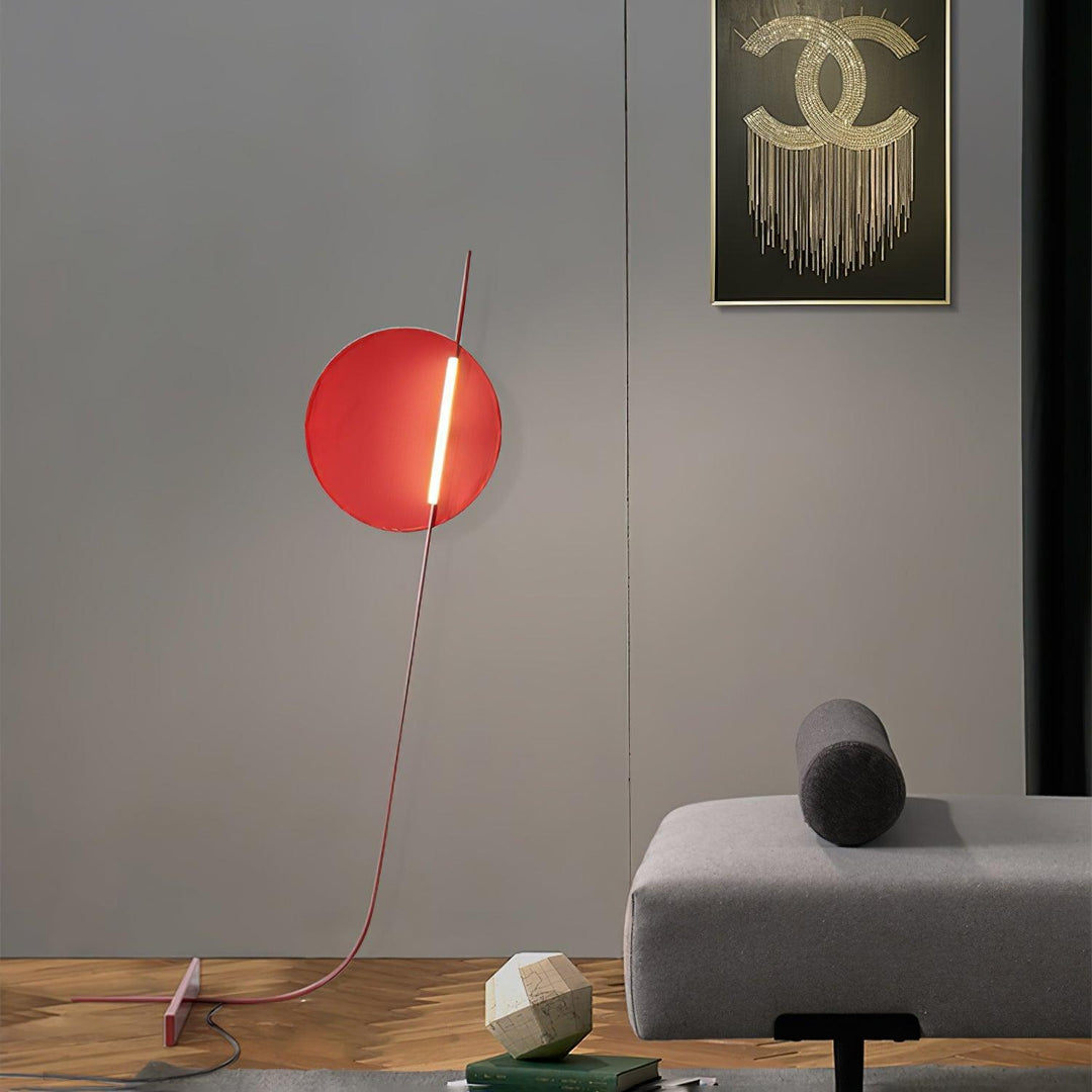 Athletes Floor Lamp - Vakkerlight