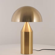 Lámpara de mesa de metal Atolón