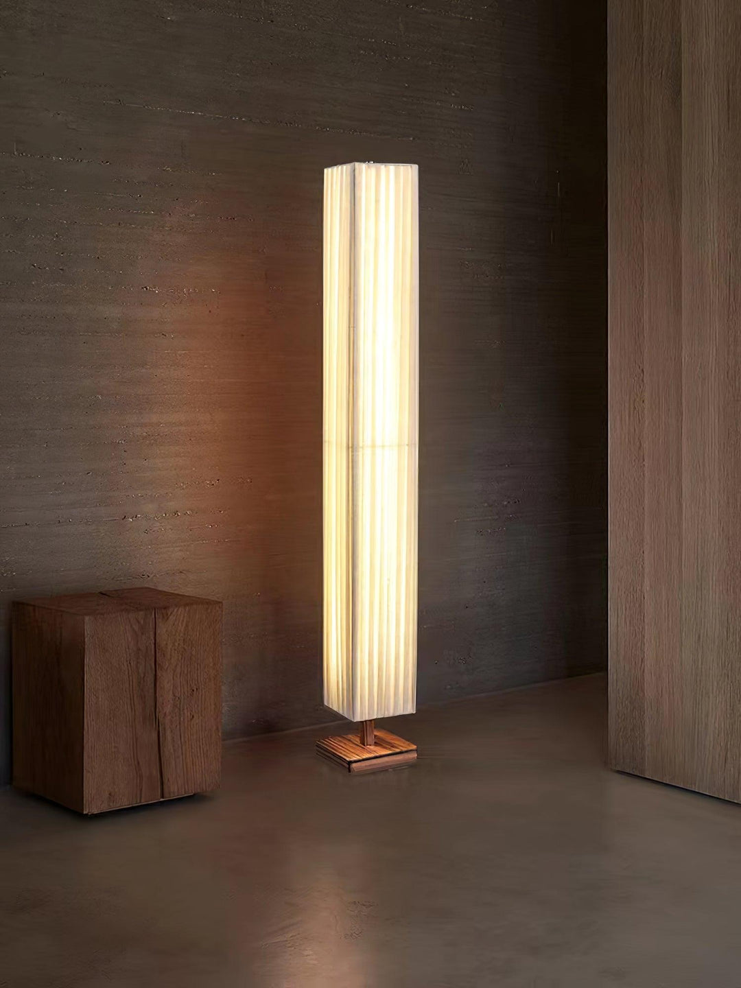 Bailey Floor Lamp - Vakkerlight