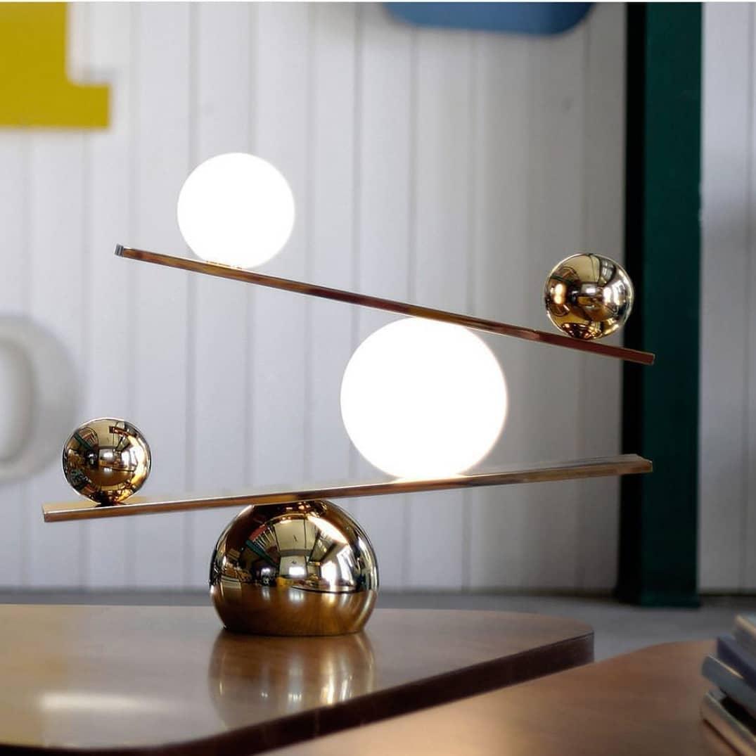 Balance Table Lamp - Vakkerlight