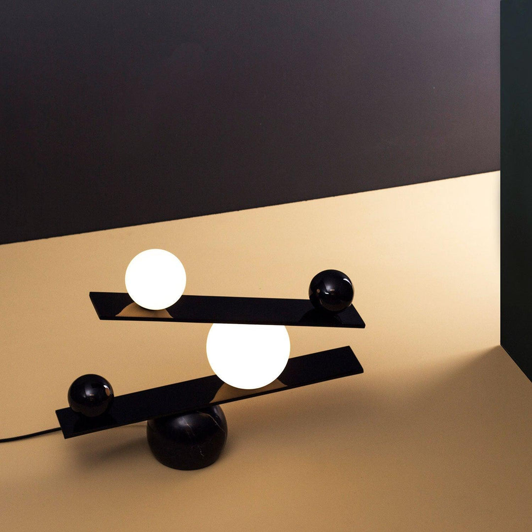 Balance Table Lamp - Vakkerlight