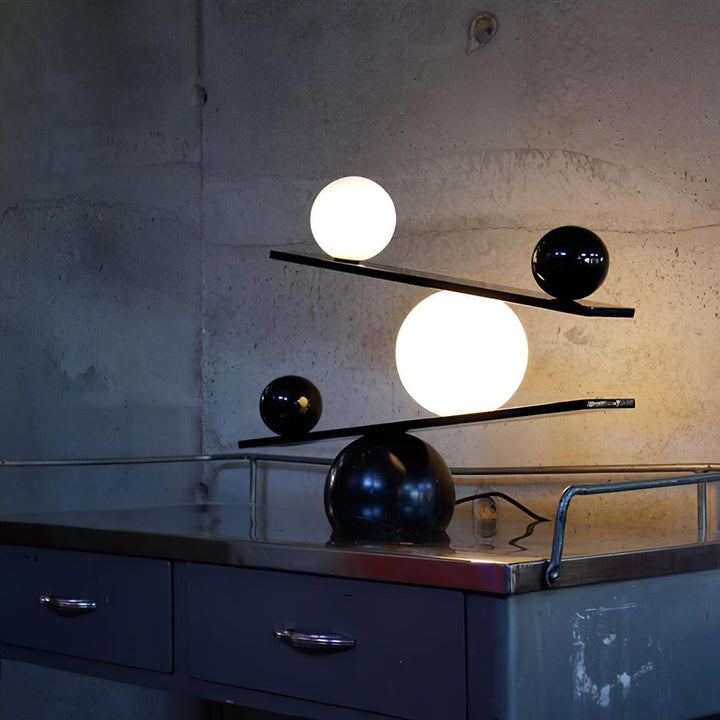 Balance Table Lamp - Vakkerlight