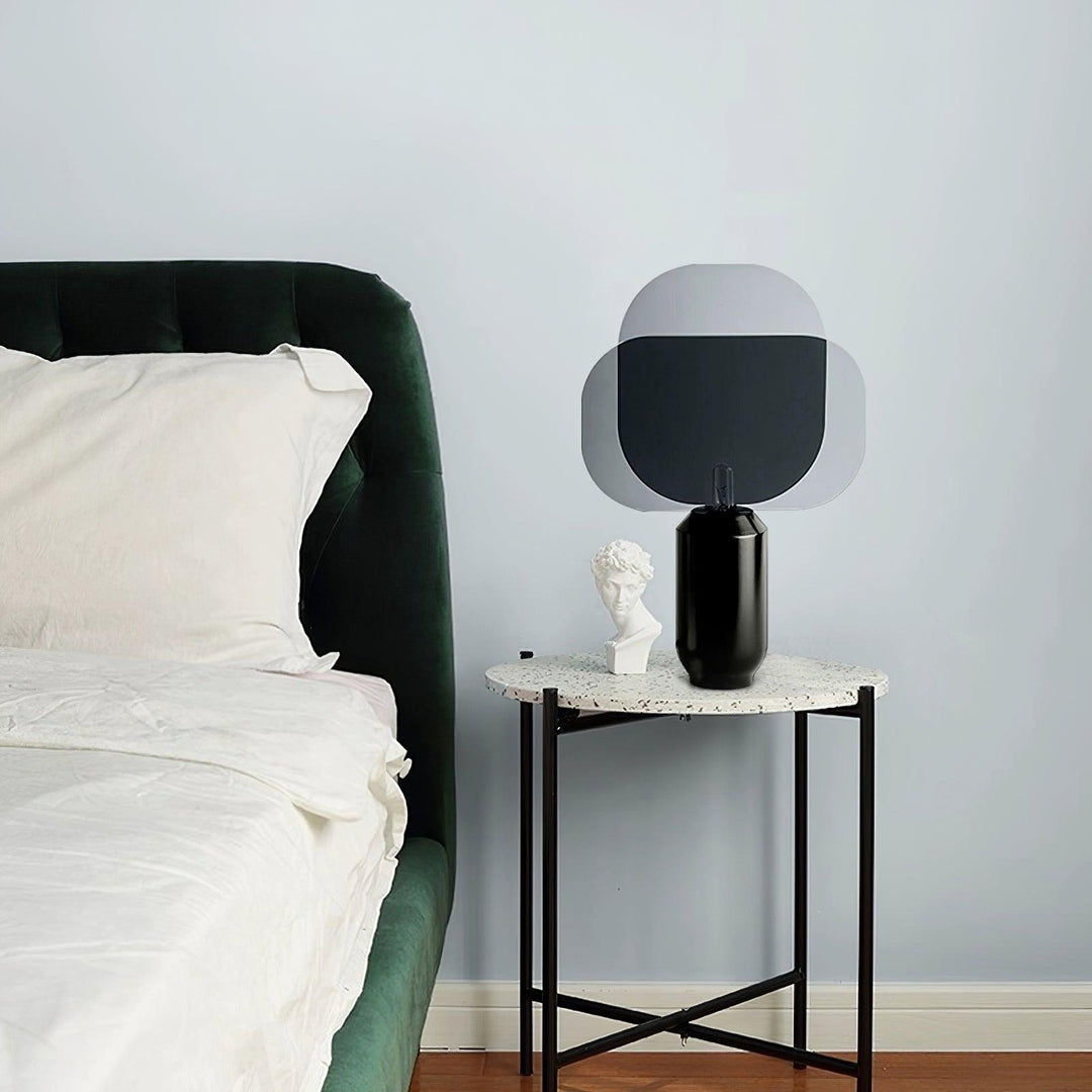 Bery Table Lamp - Vakkerlight