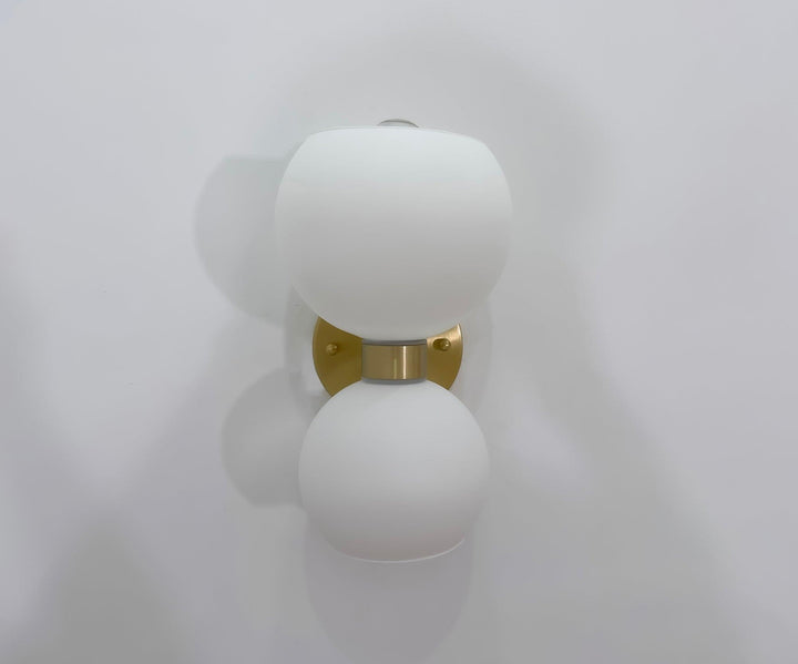 Round Pearl Sconce - Vakkerlight