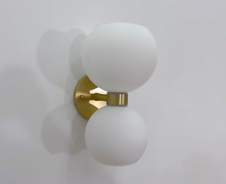 Round Pearl Sconce - Vakkerlight