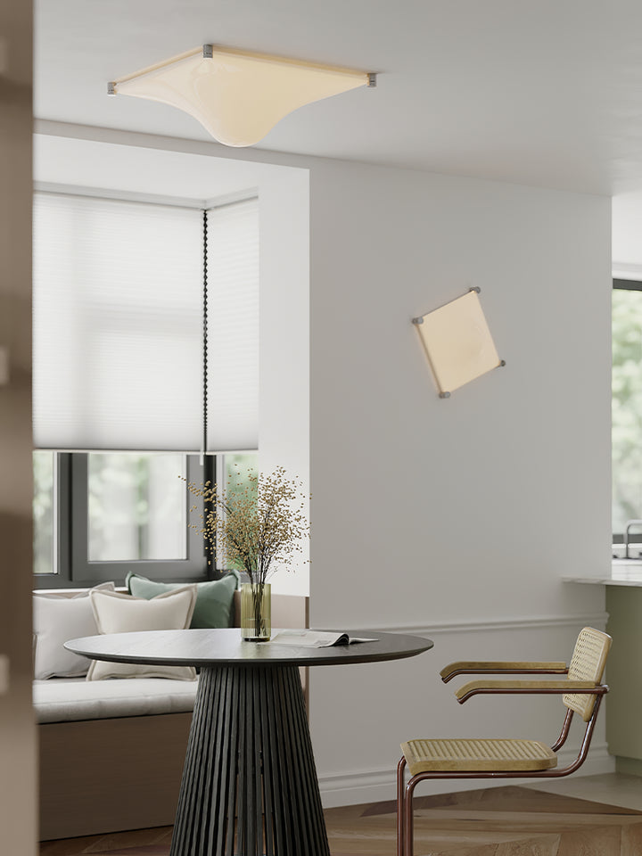 Bolla Ceiling Light - Vakkerlight