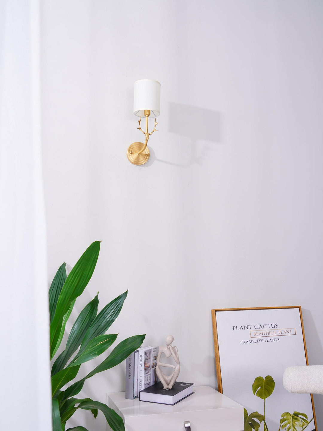 Brass Deer Head Wall Light - Vakkerlight