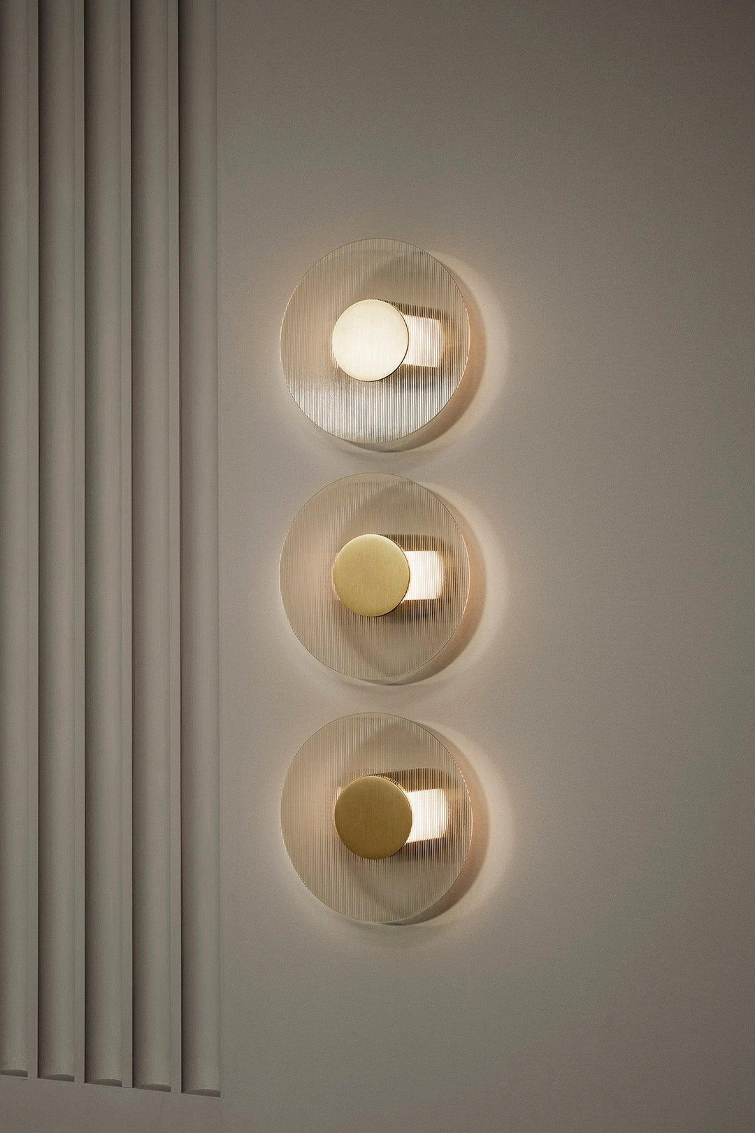 Button Wall Lamp - Vakkerlight