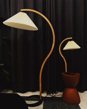 Caprani Floor Lamp - Vakkerlight