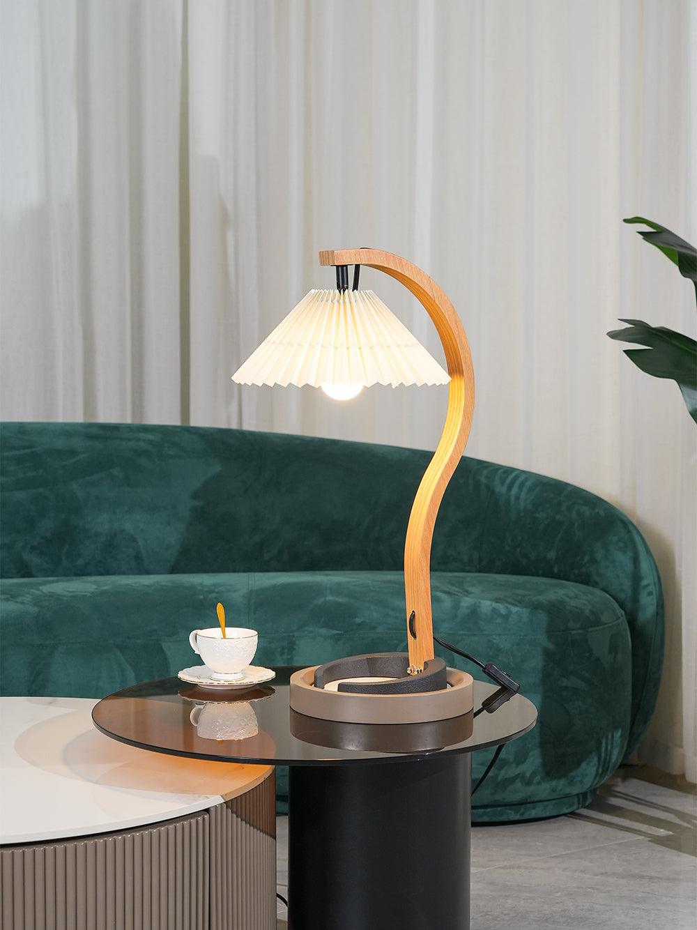 Caprani Table Lamp - Vakkerlight