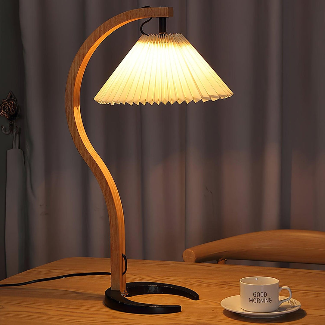 Caprani Table Lamp - Vakkerlight