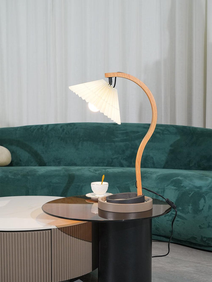 Caprani Table Lamp - Vakkerlight