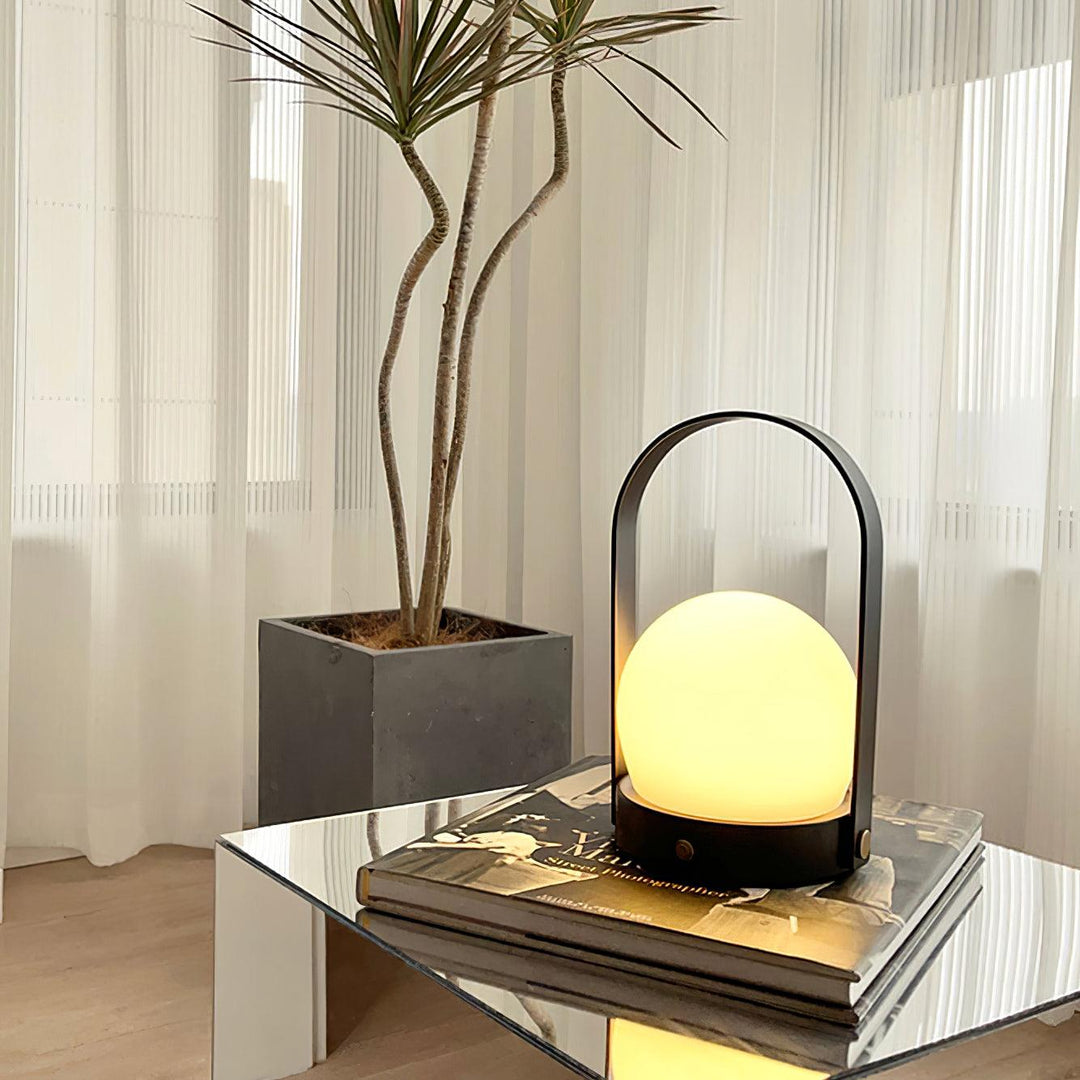 Carrie Table Lamp - Vakkerlight