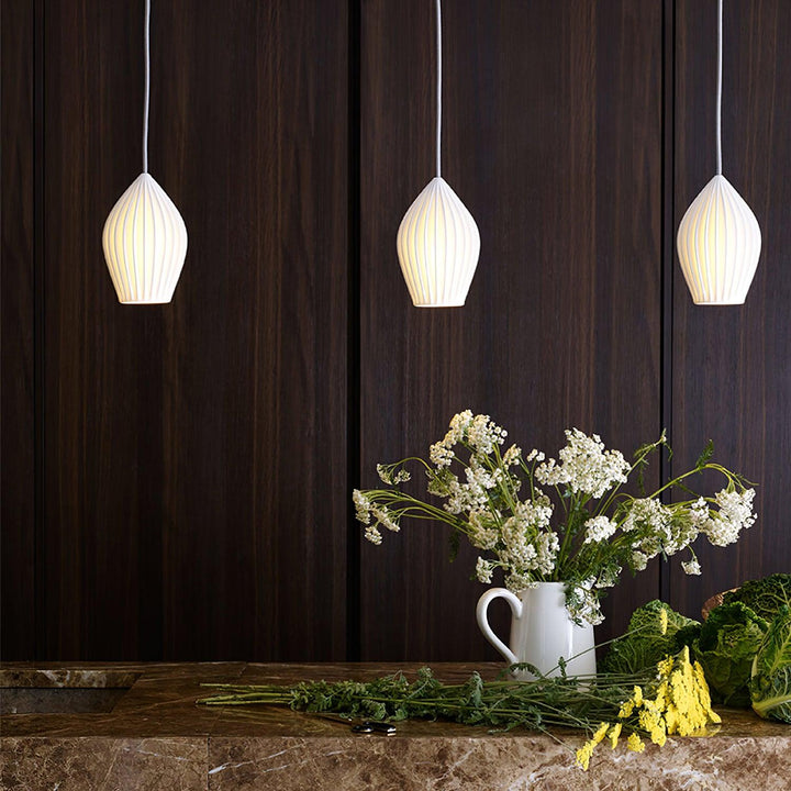 Ceramic Ribbed Pendant light - Vakkerlight