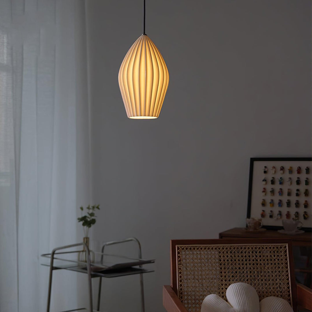 Ceramic Ribbed Pendant light - Vakkerlight