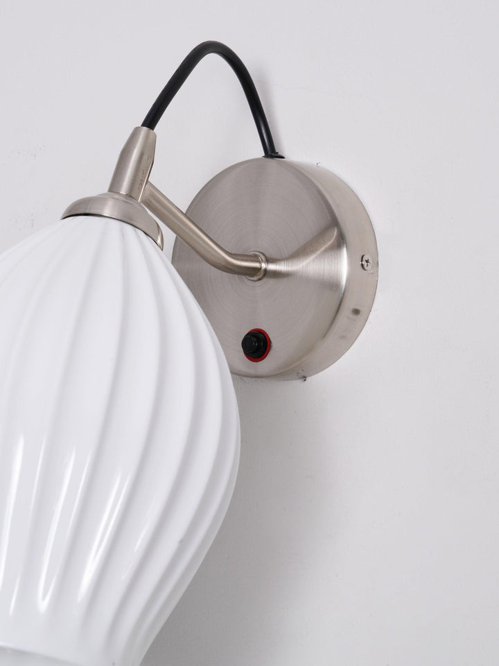 Ceramic Ribbed Wall light - Vakkerlight